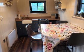 Rathgillen Cabin